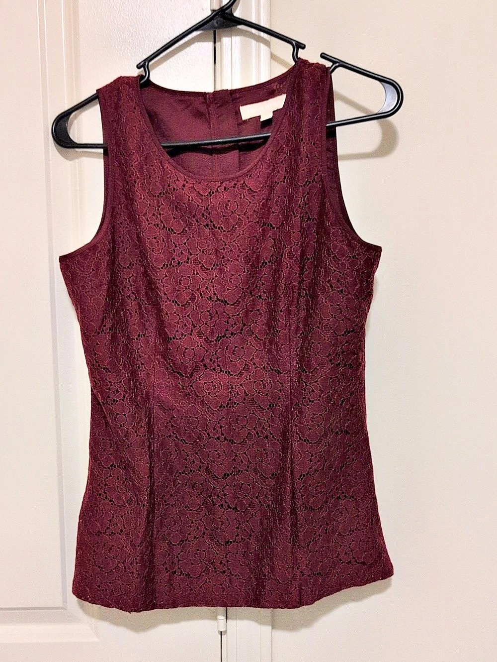 Banana Republic Floral Lace Tank Top in Burgundy Size 4